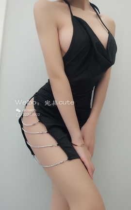 完具(娜美妖姬)-19.05 乳夹过膝袜 完具(娜美妖姬)-19.05 乳夹过膝袜