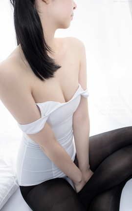 森萝财团 X-058 白色死库水8D油亮黑丝 森萝财团 X-058 白色死库水8D油亮黑丝