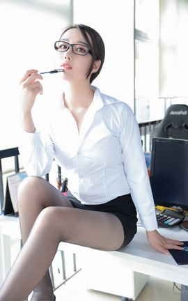 Ԫ-˿İ_˿